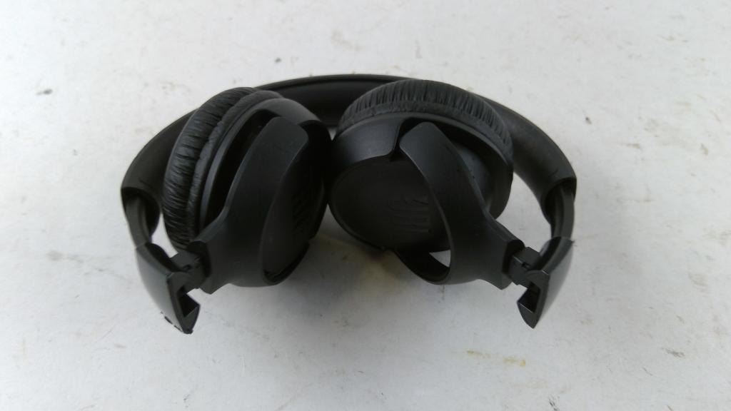 JBL Wireless Headphones
