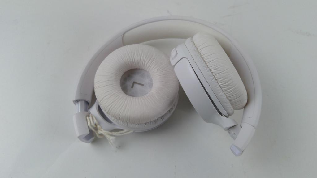 JBl Wireless Headphones