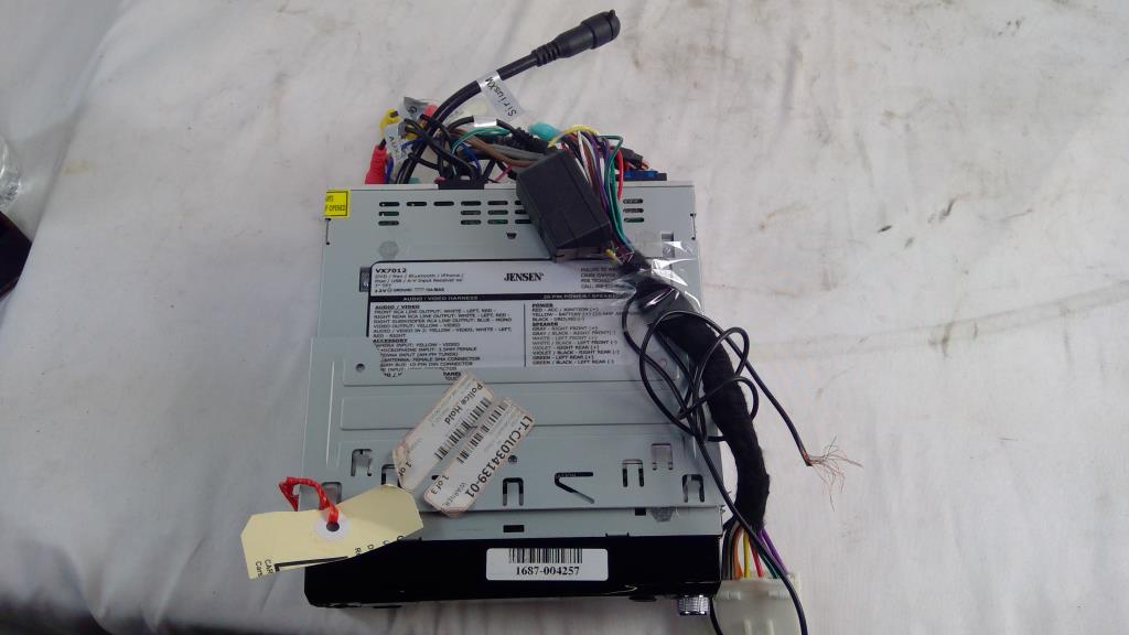 Jensen Stereo, VX7012 Property Room