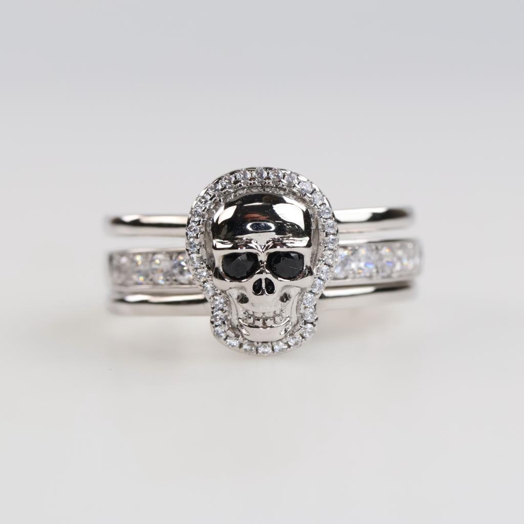 Jeulia Sterling Silver Black & Clear Stone Skull Ring Set
