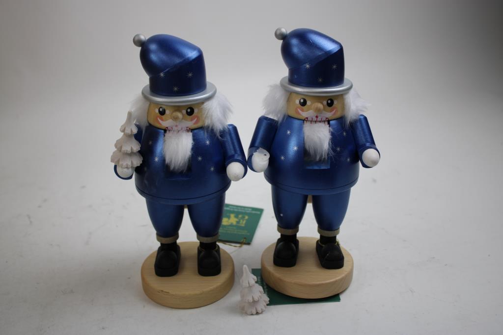 Jim Shore The Grinch Statue, Erzgebirge Wooden Dolls, 3 Pieces With Broken Dog Figure Part