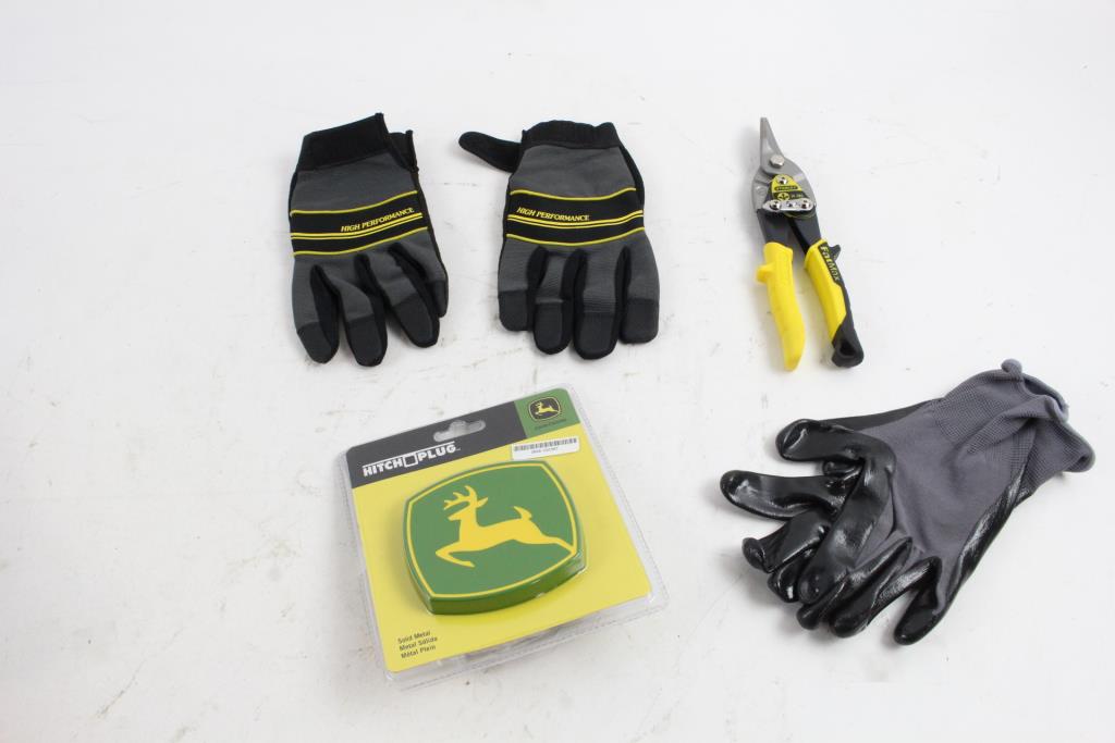 John Deere Hitch Plug And More, 7 Pieces Property Room