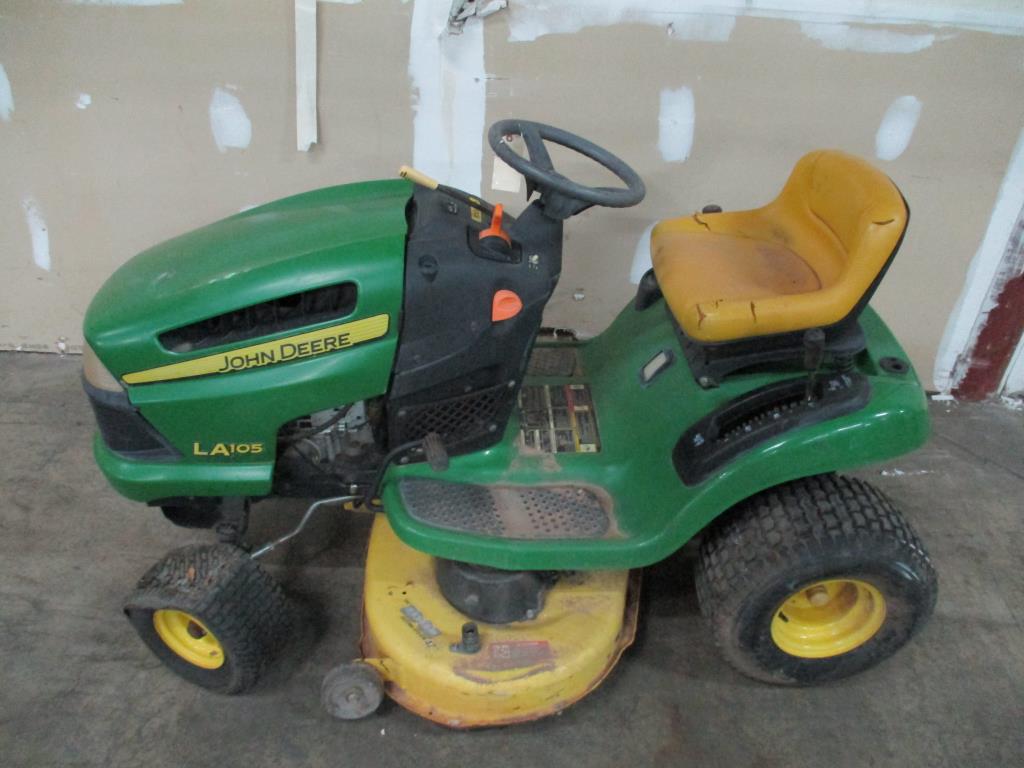 John Deere Riding Lawn Mower Property Room
