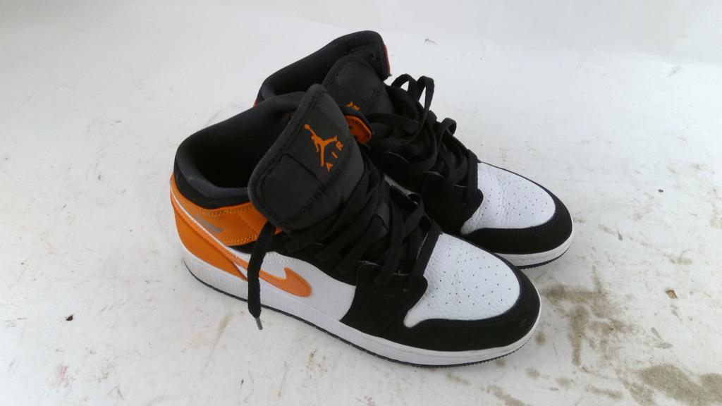 Jordan 1 Mid Shattered Backboard Kids Shoes Size 7Y