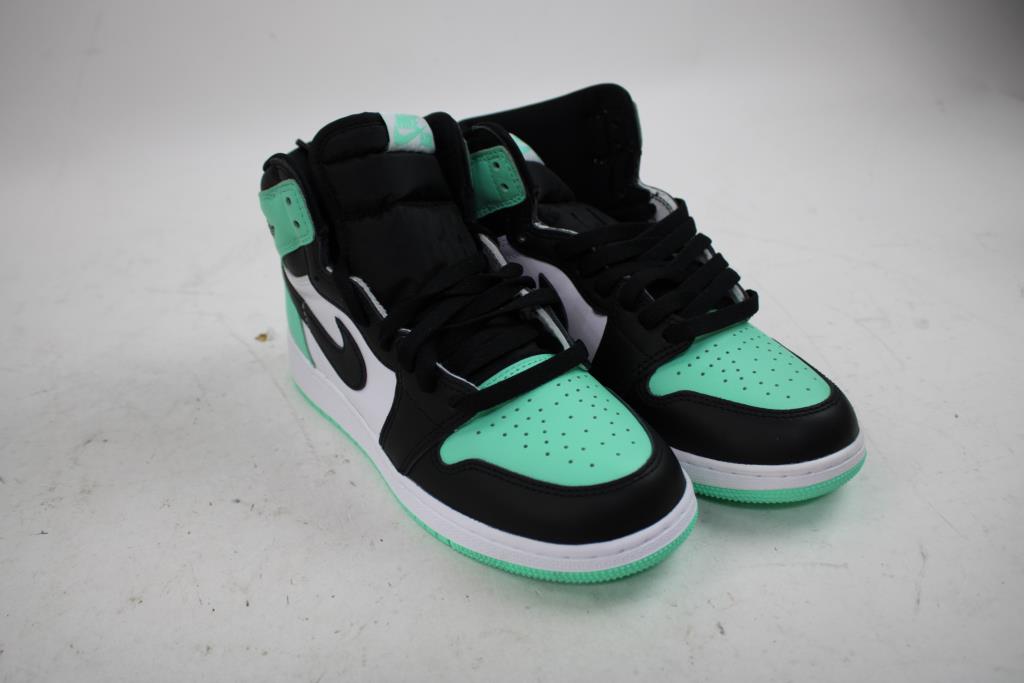 Jordan 1 Retro High OG Green Glow Sneakers, Boys 6Y