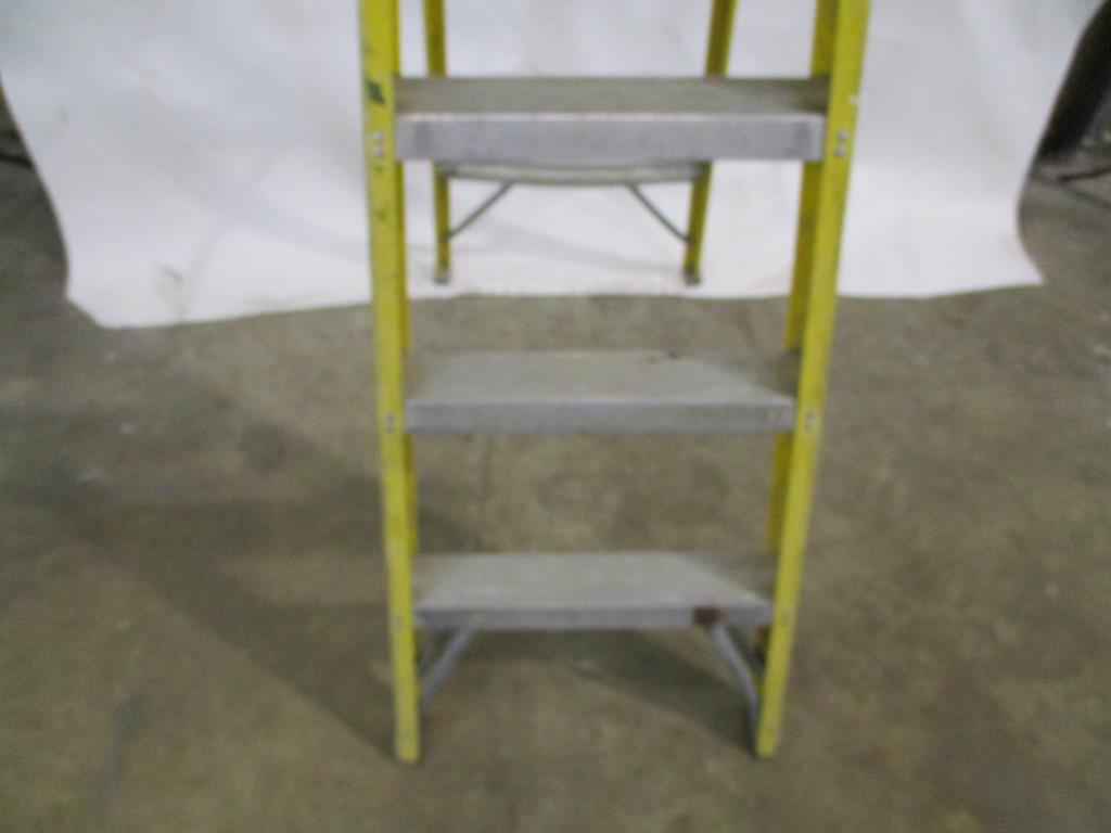 Keller 6' Step Ladder Property Room