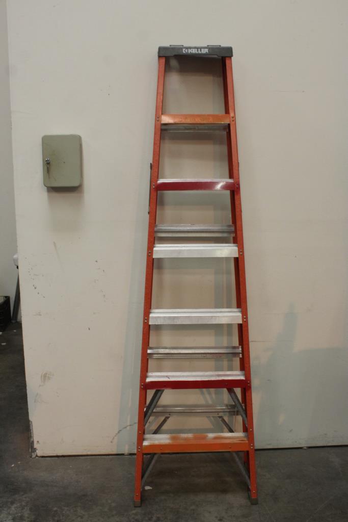 Keller 77 Series Ladder Property Room