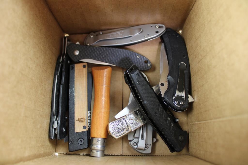 Kershaw, Smith & Wesson, Stanley And Other Knives, 13 Pieces