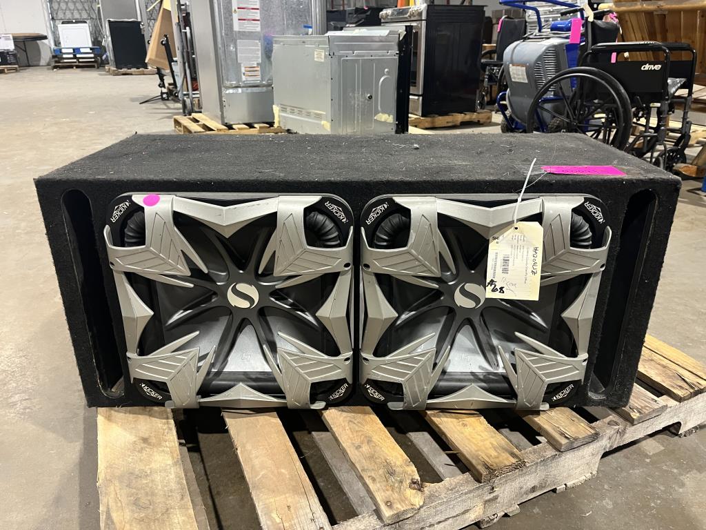 Kickers 12" Speakers (amp)