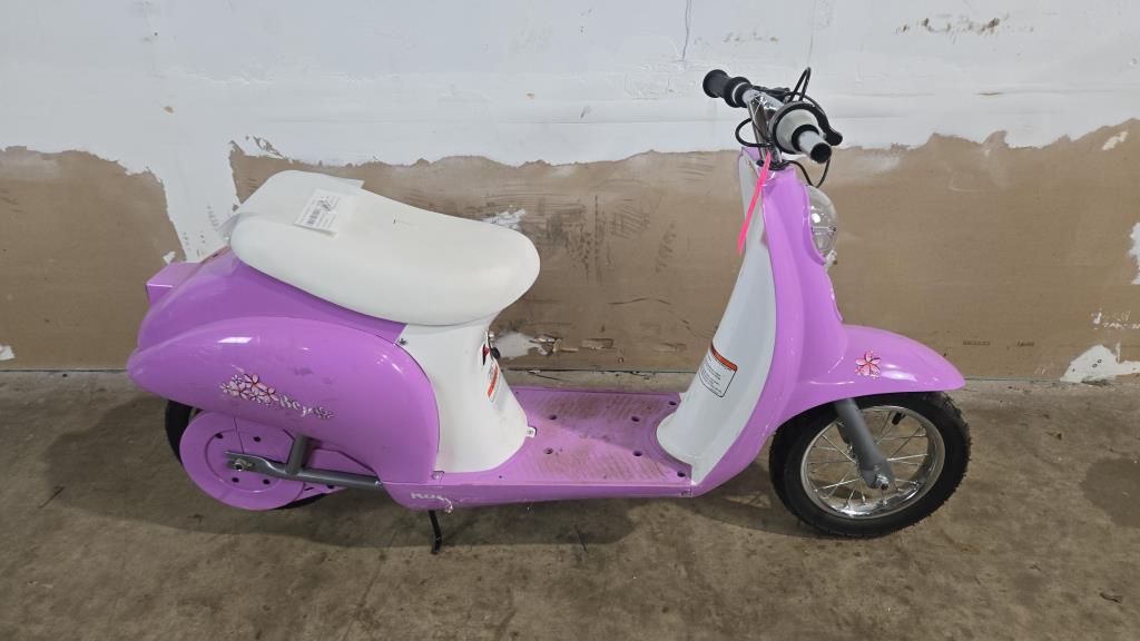 Kid Razor Moped