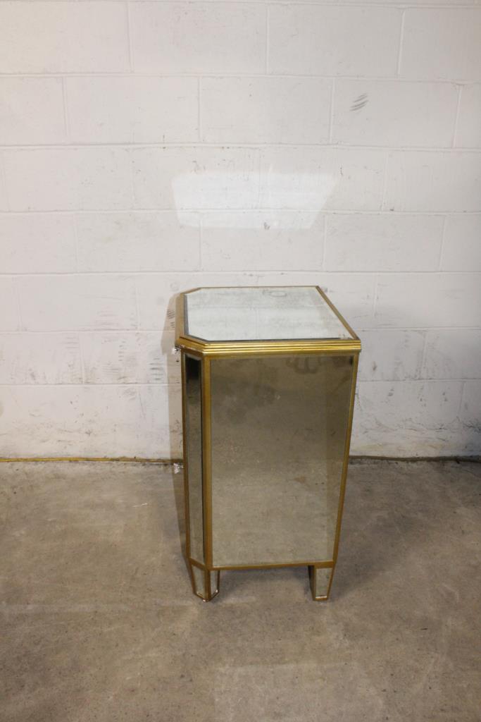 Kirkland Manhattan Mirrored Nightstand Property Room