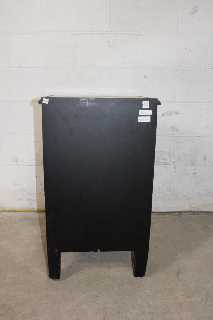 Kirkland Manhattan Mirrored Nightstand Property Room