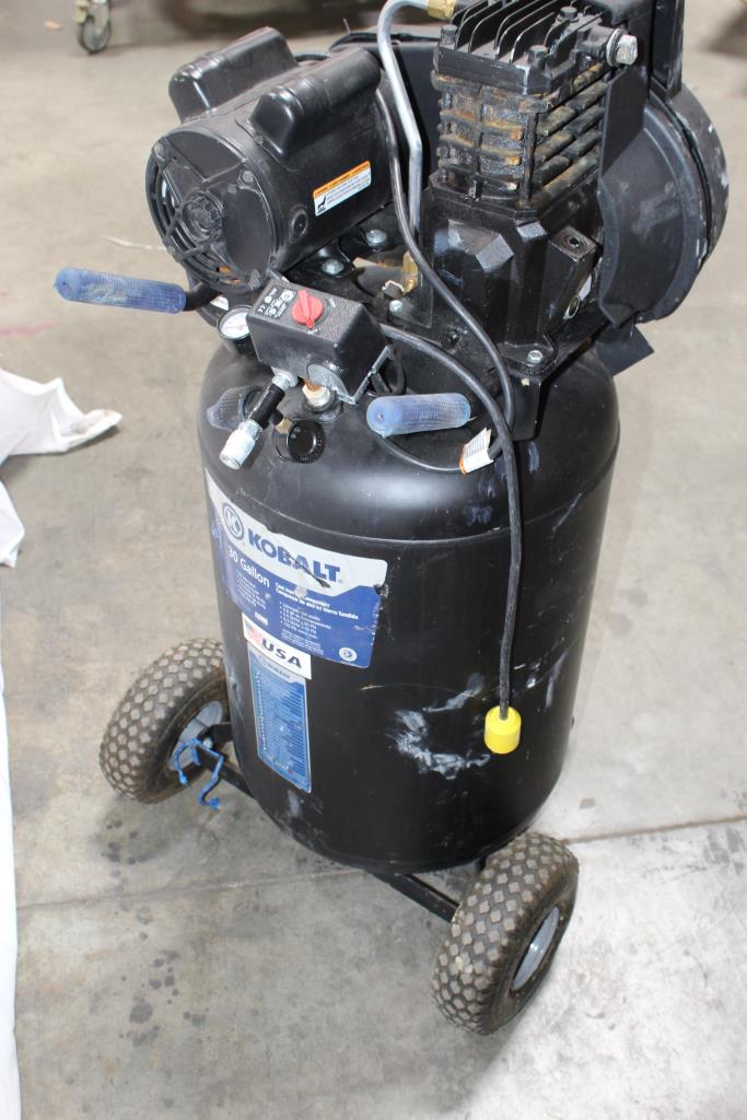 Kobalt 30gal Cast Iron Air Compressor Property Room