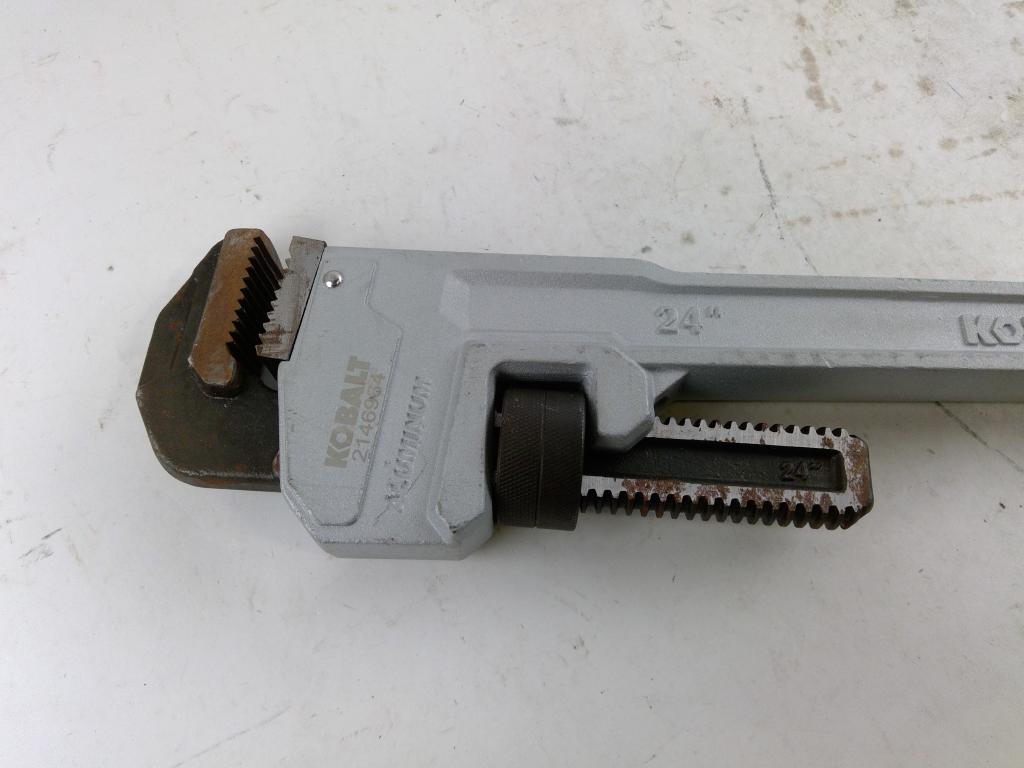 Kobalt Pipe Wrench