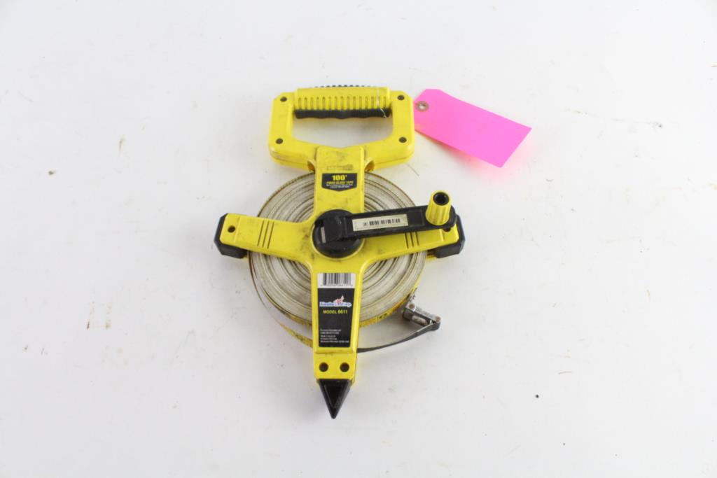 Komelon USA Corps. 100' Fiber Glass Tape Measure Property Room