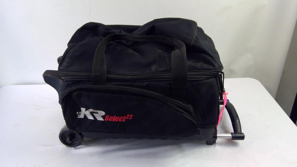 KR Strikeforce Select 22 Bowling Bag With Bowling Balls