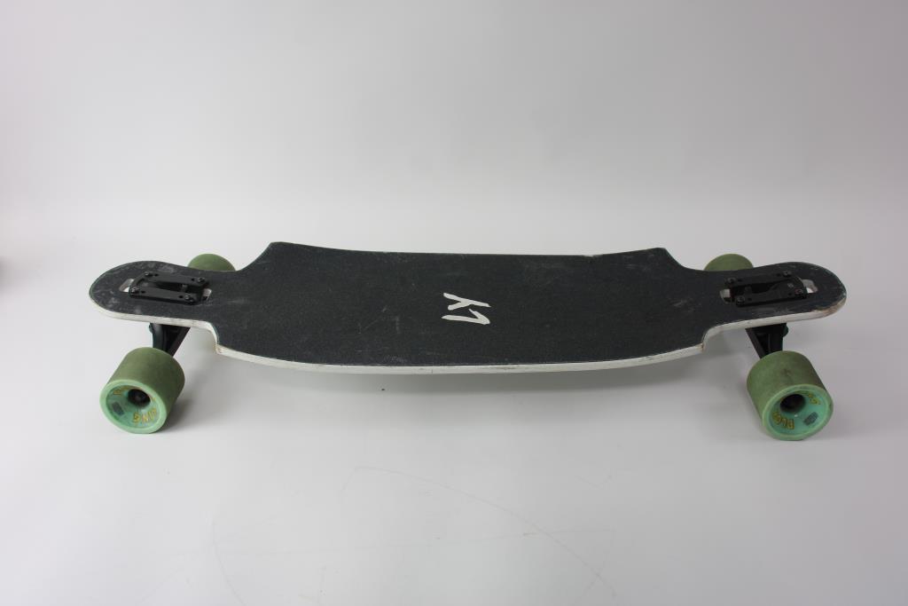 LandYachtz Cruiser Board, Hawgs Wheels, Bear Trucks Property Room