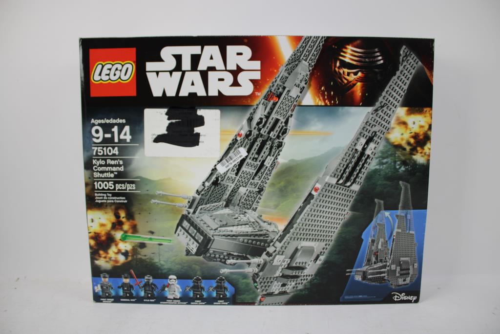 LEGO Star Wars 'Kylo Ren's Command Shuttle' Set