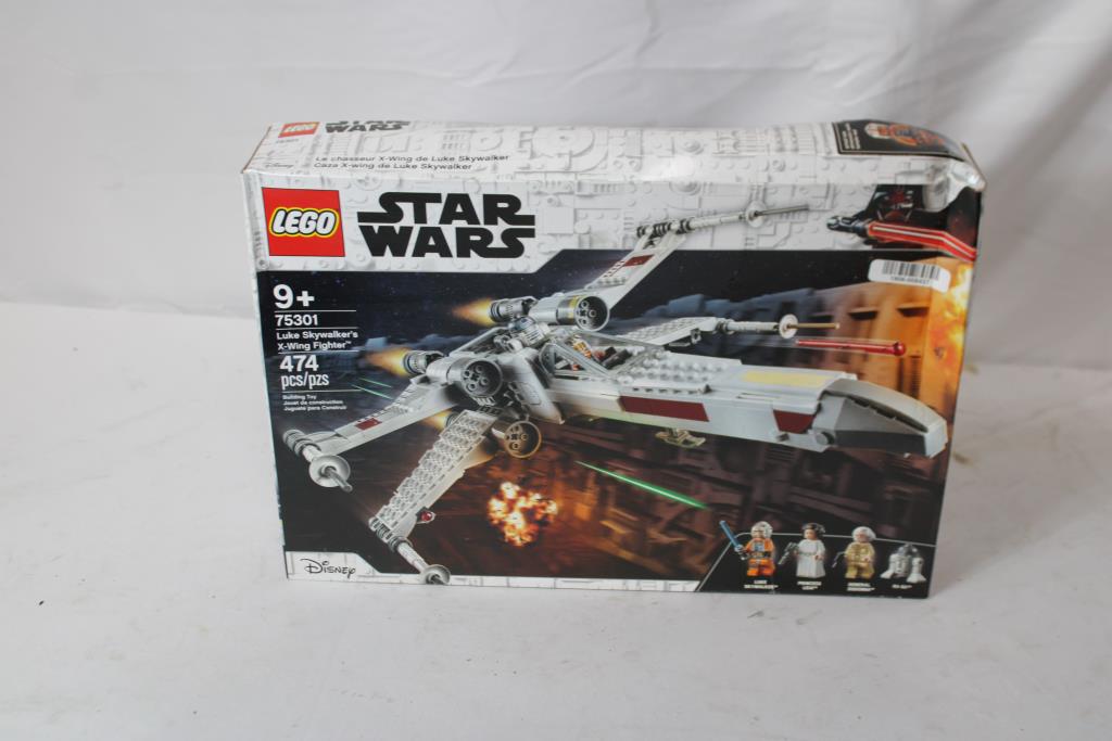 LEGO Star Wars Luke Skywalker's X-Wing Fighter #75301