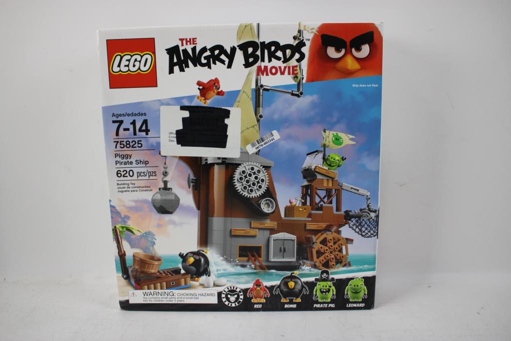LEGO The Angry Birds Movie 'Piggy Pirate Ship' Set