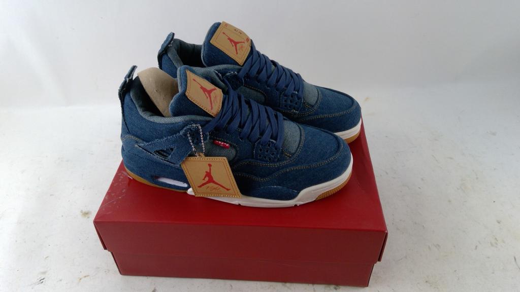 Levis Nike Air Jordan 4 Retro Mens Shoes, Size 9.5