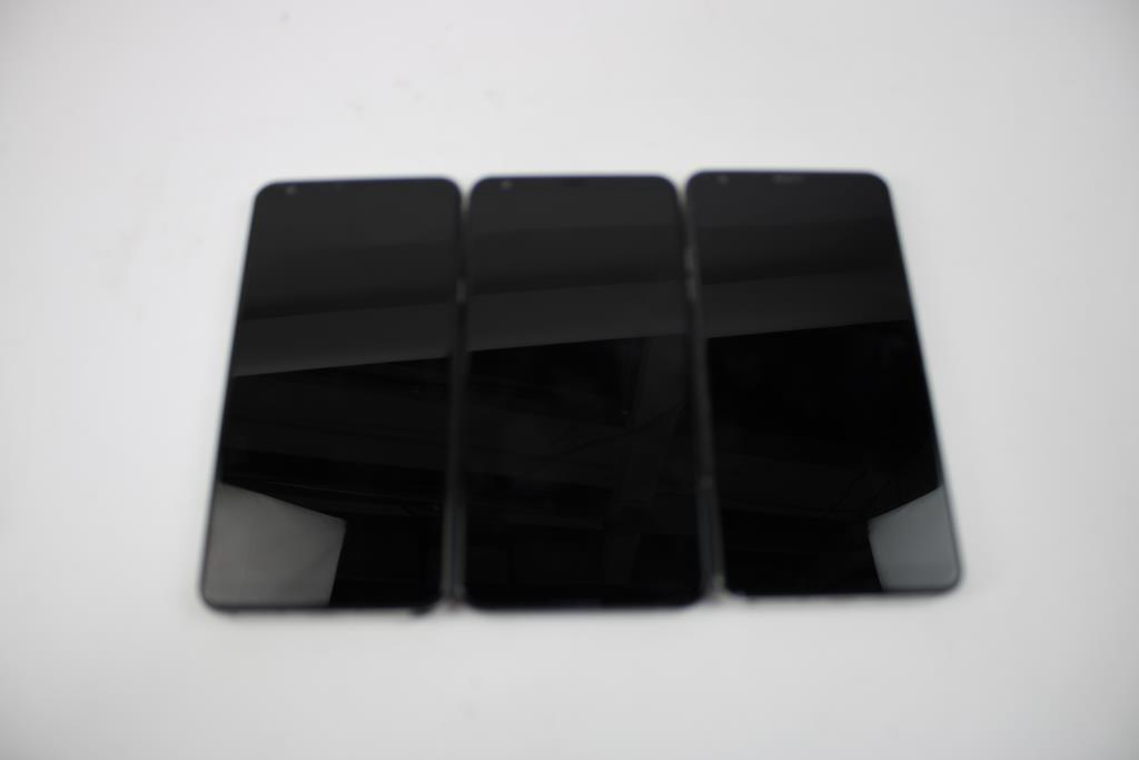 Lg Cell Phone Lot, 3 Pieces, Sold For Parts