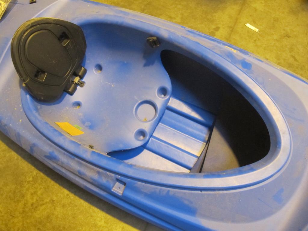 Lifetime Blitz 90 Kayak Property Room