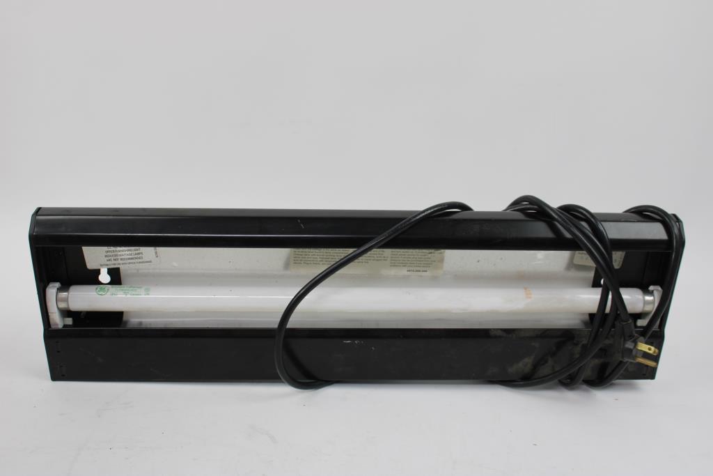 LightCorp 120V Lamp