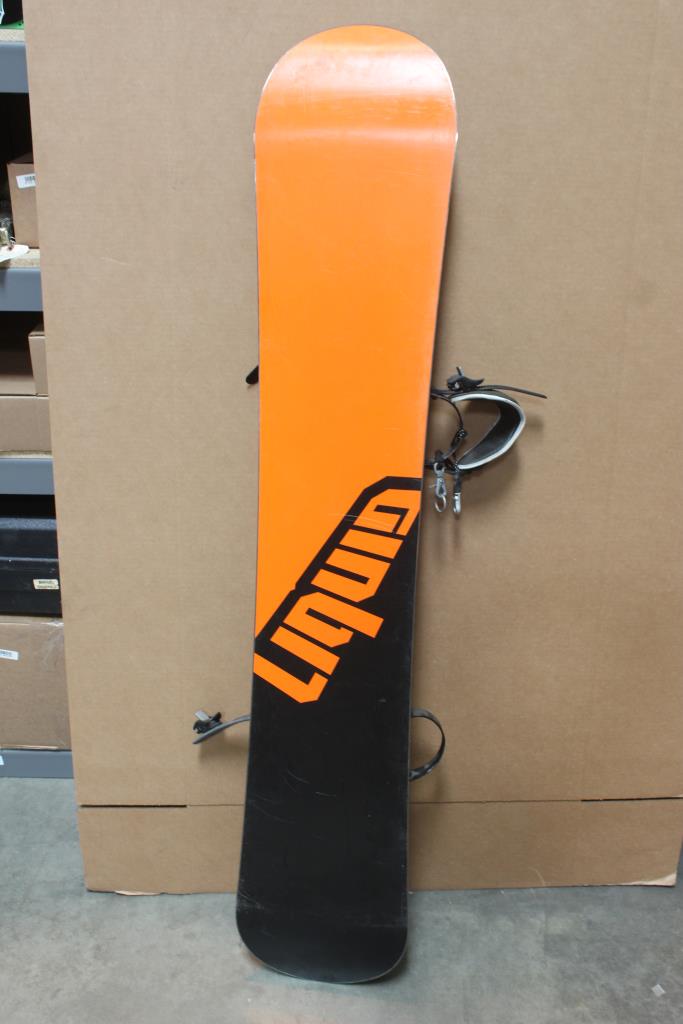 Liquid Modem58 Snowboard With K2 V7 Boot Mount Property Room