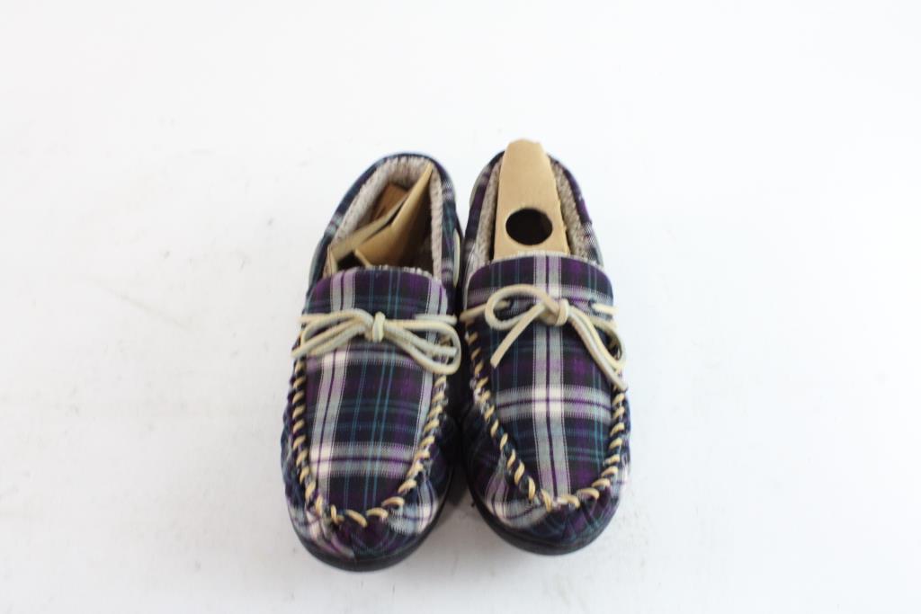 LL Bean Women's Slippers, Size 8 Property Room