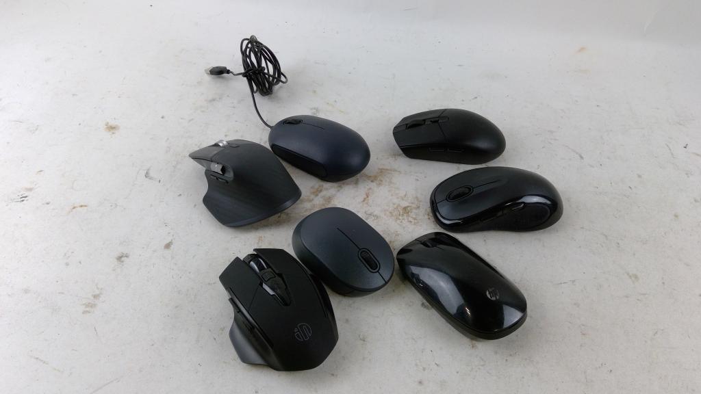 Logitech Mouse And More 5+ Pieces