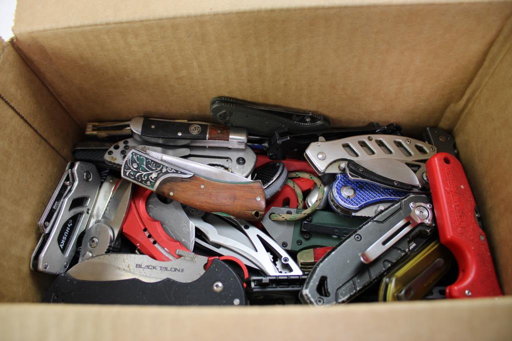 Lot Milwaukee And Other Knives