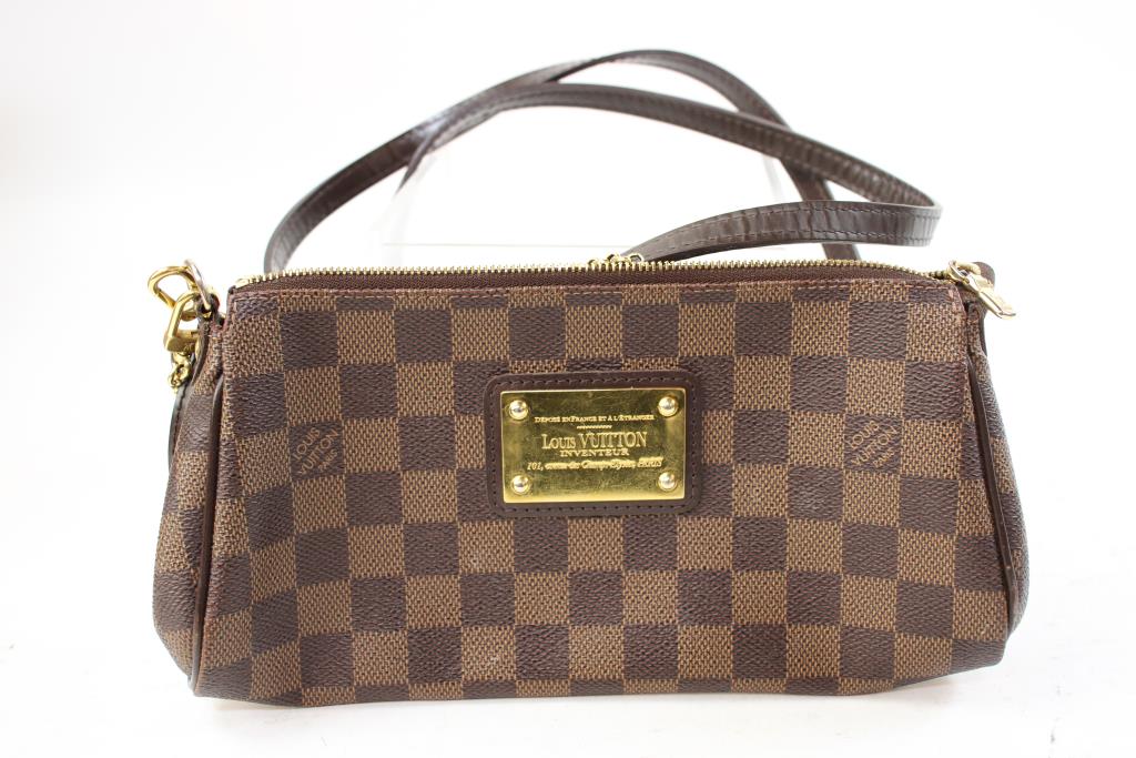 Louis Vuitton Hand Bag Doublechecked By Entrupy Property Room