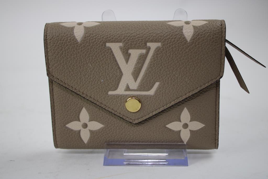 Louis Vuitton Wallet - Doublechecked By Entrupy