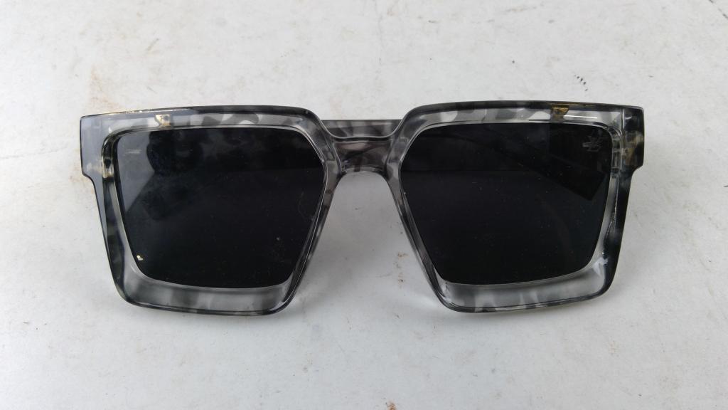 Louis Vuitton Women's Sunglasses