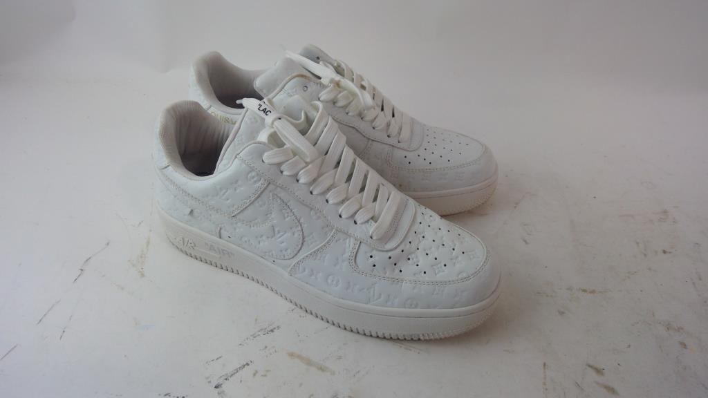 louis vuitton nike shoes price
