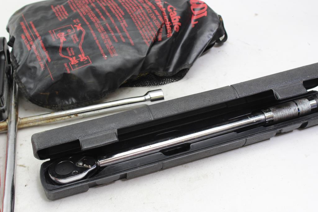 Lug Nut Socket Set, Torque Wrench, Lug Wrench And More 5+ Items