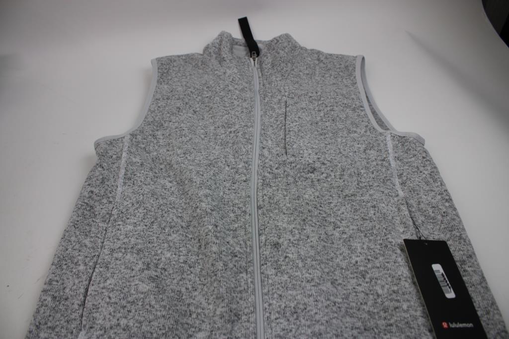 Lululemon Men's Sojourn Knit Vest