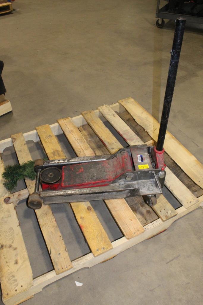 Mac Tools Floor Jack Property Room