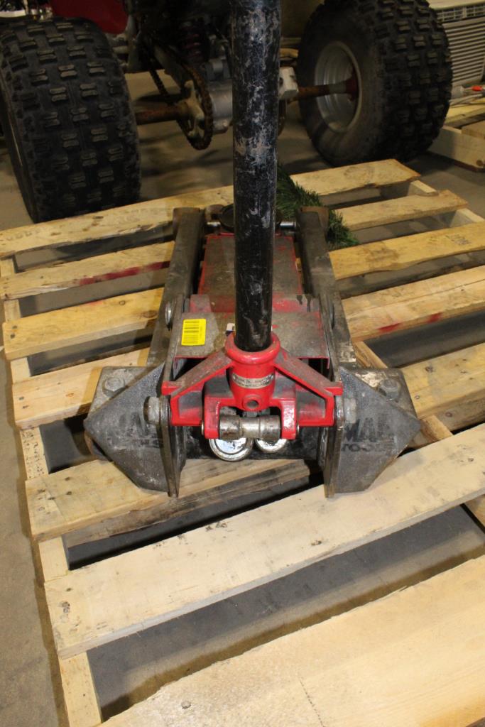 Mac Tools Floor Jack Property Room
