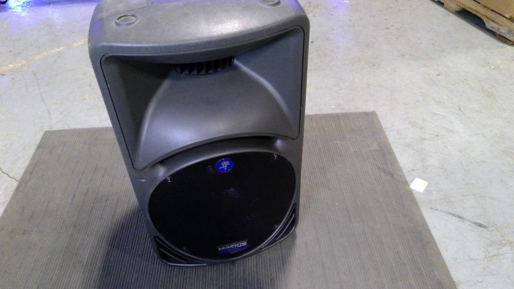 Mackie Speaker