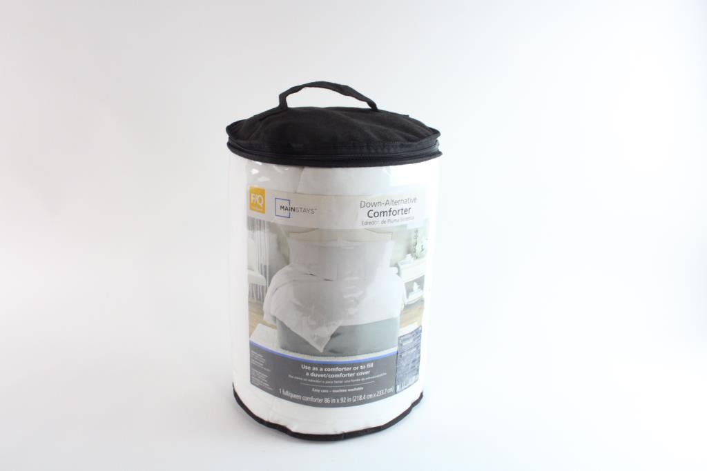Mainstays Down-Alternative Comforter | Property Room