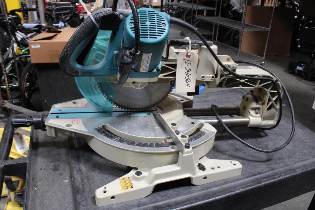 Makita 10" Dual Slide Compound Miter Saw, Laser, Fluorescent Light