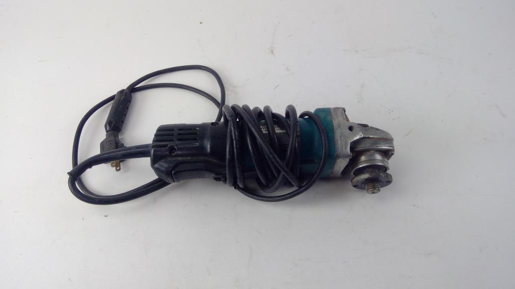 Makita 9557NB Angle Grinder, 7.5 A, 4-1/2 In Dia Wheel, 11,000 Rpm Speed