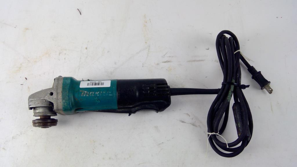 Makita Angle Grinder, 9557PB Property Room