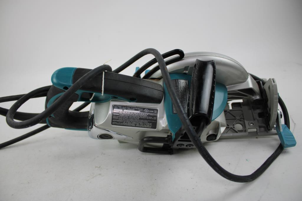 Makita Corded Circular Saw With Built In Fan