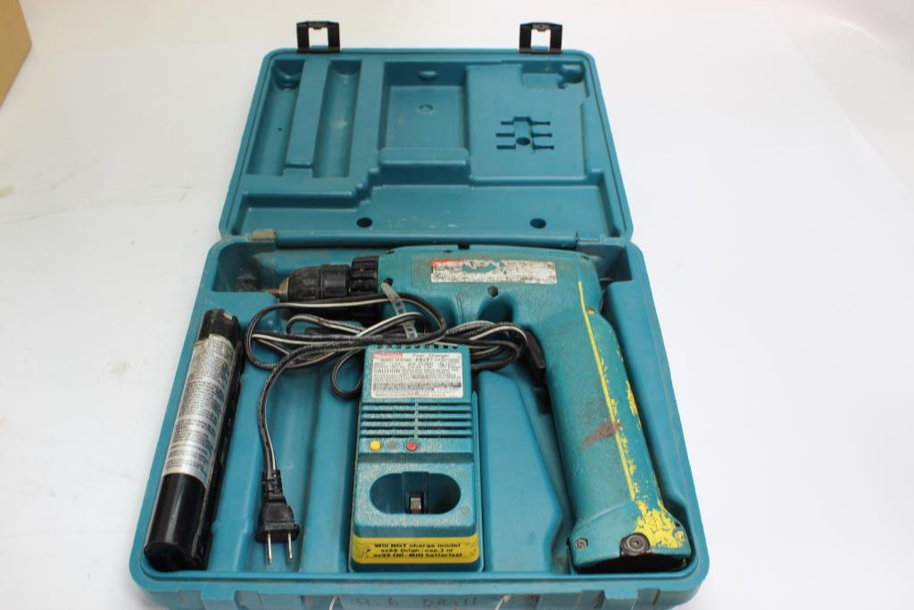 Makita Cordless Drill With Accessories Property Room