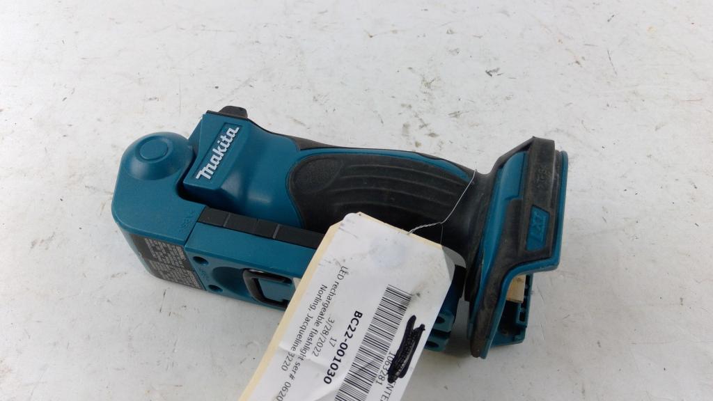 Makita LED Rechargable Flashlight