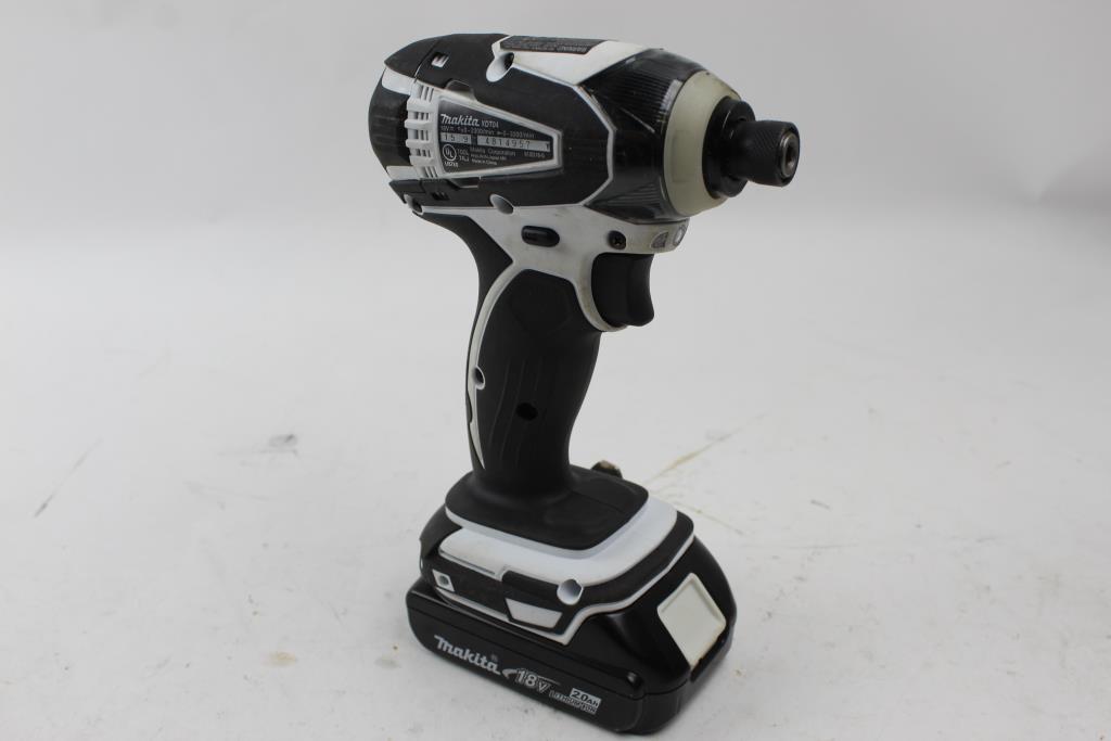 Makita Xdt04 Cordless Impact Driver Property Room