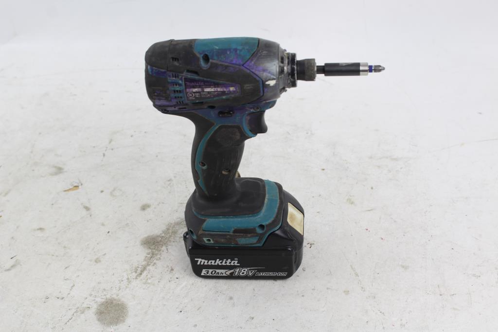 Makita Xdt04 Cordless Impact Driver Property Room